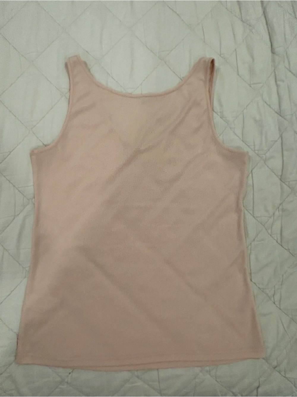 Light Pink V-Neck Tank Top Size M – Soft Summer Basic - Picture 4 of 5